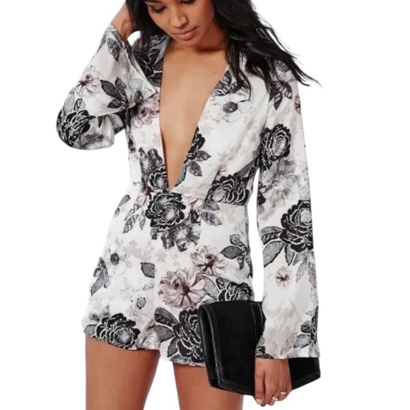 Missguided Black White Floral Plunge Long Sleeve Romper 4 Deep V Wedding Guest - Picture 1 of 11